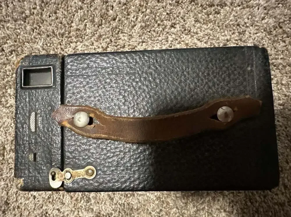 Vintage Kodak‎ Brownie No. 2 Box Camera
